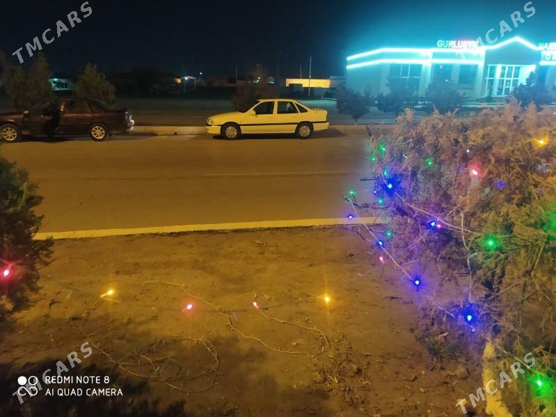 Opel Vectra 1995 - 58 000 TMT - Бахарден - img 1