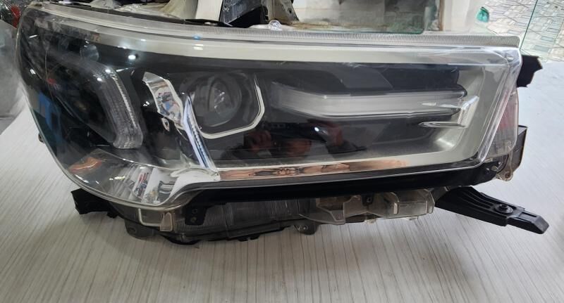 Hilux morda taze zapjaslar 7 000 TMT - Мары - img 1