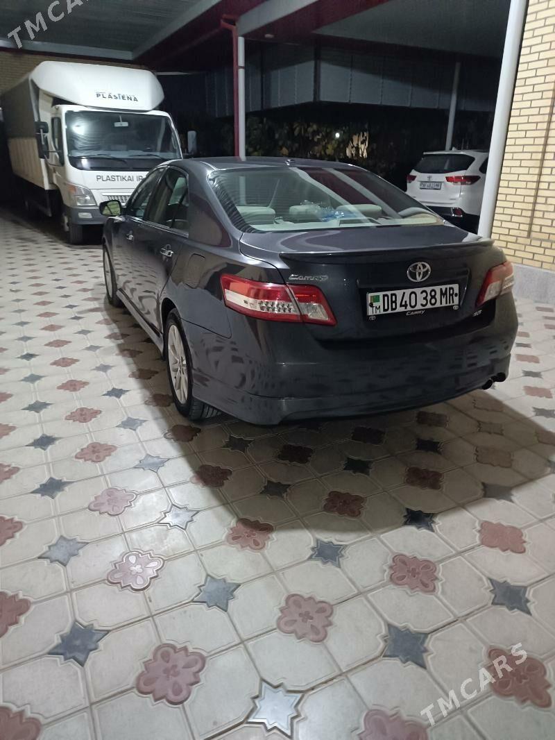 Toyota Camry 2010 - 200 000 TMT - Sakarçäge - img 1