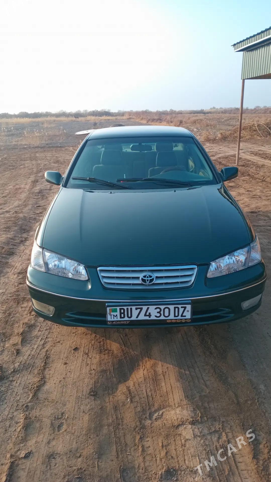 Toyota Camry 2001 - 170 000 TMT - Köneürgenç - img 1