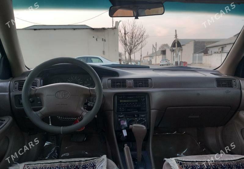 Toyota Camry 1998 - 123 000 TMT - Gökdepe - img 1