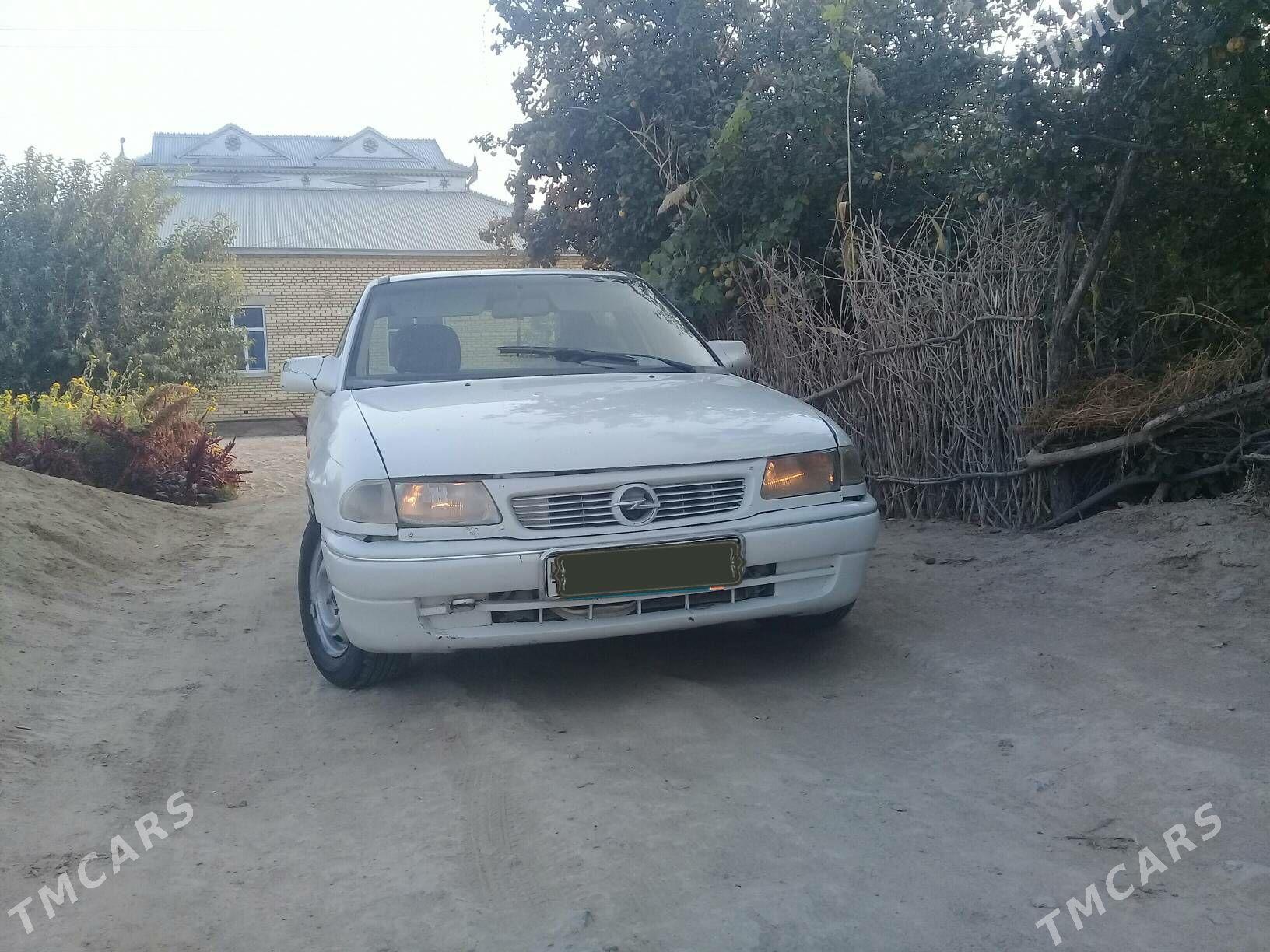 Opel Astra 1994 - 32 000 TMT - Garagum etraby - img 1