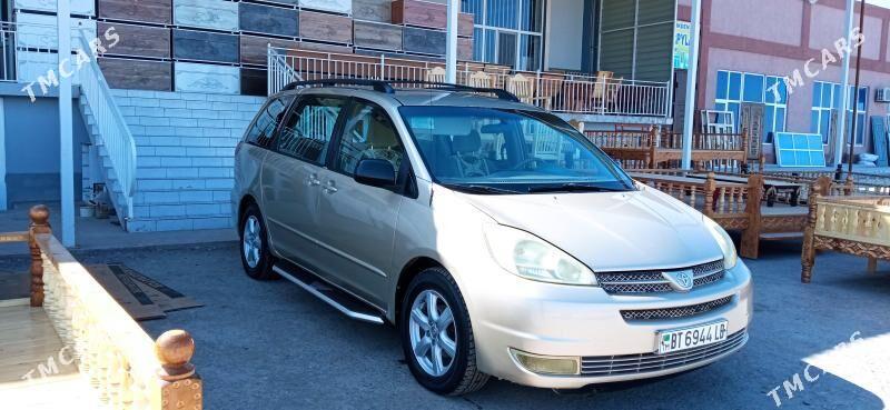 Toyota Sienna 2004 - 245 000 TMT - Дянев - img 1