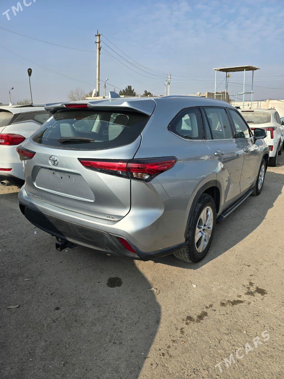 Toyota Highlander 2021 - 520 000 TMT - Мары - img 1