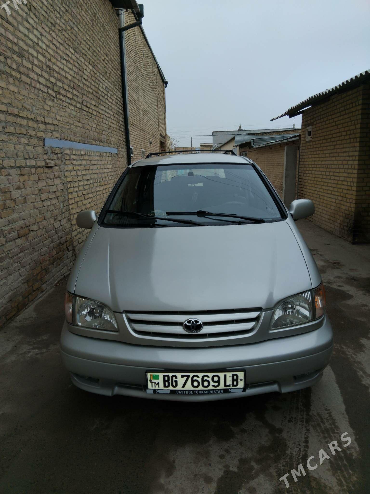 Toyota Sienna 2002 - 175 000 TMT - Türkmenabat - img 1