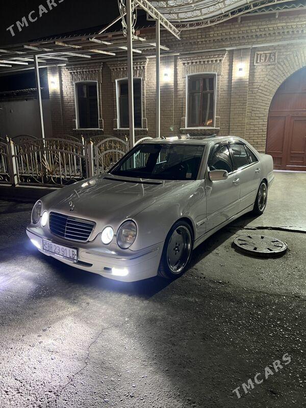 Mercedes-Benz E320 2002 - 180 000 TMT - Туркменабат - img 1