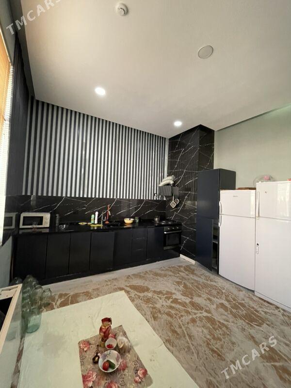 Podwoyski Elitga - Ашхабад - img 1