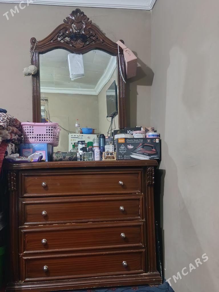 tomucgaly ayna yuz gorulyan - Köşi - img 1