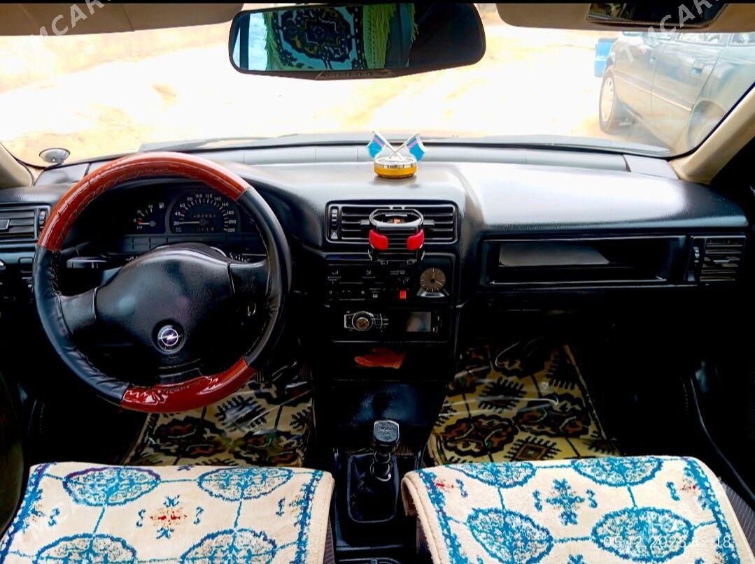Opel Vectra 1992 - 45 000 TMT - Акдепе - img 1
