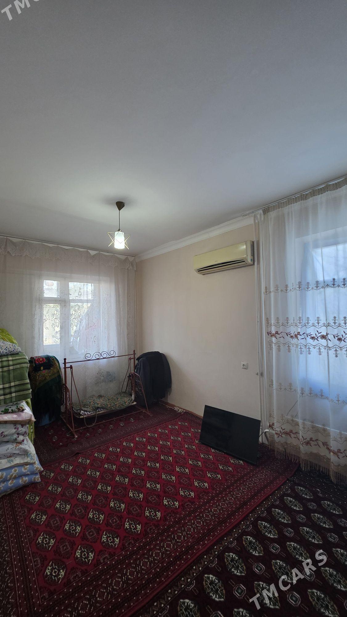 1mikr Nowkarakumysky - Mary - img 1