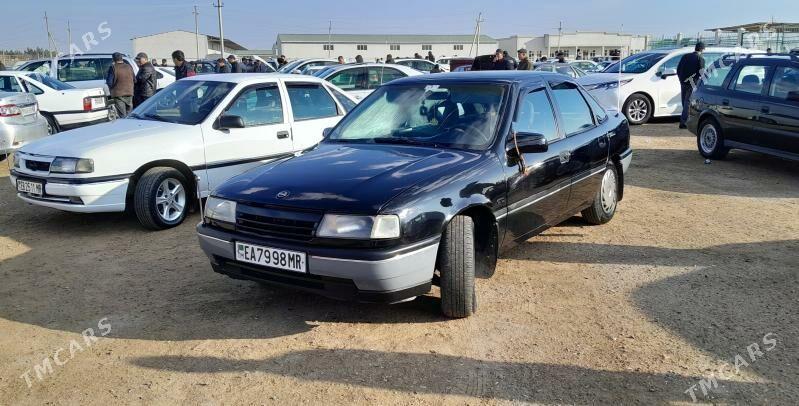 Opel Vectra 1990 - 45 000 TMT - Mary - img 1