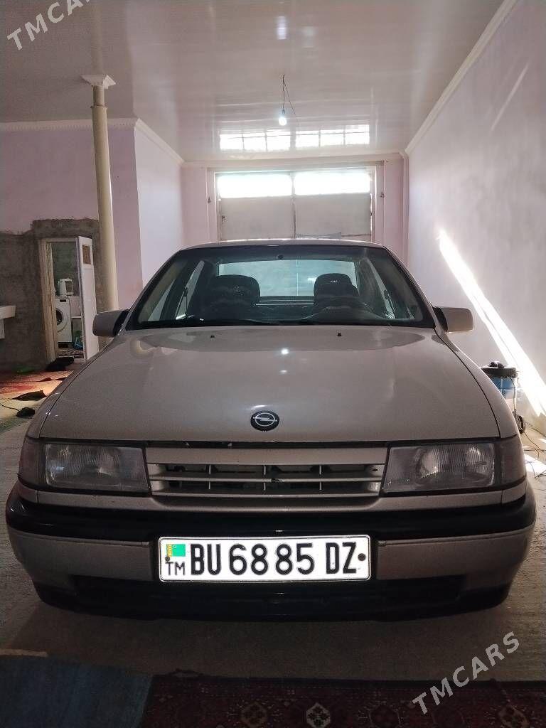 Opel Vectra 1991 - 42 000 TMT - Дашогуз - img 1