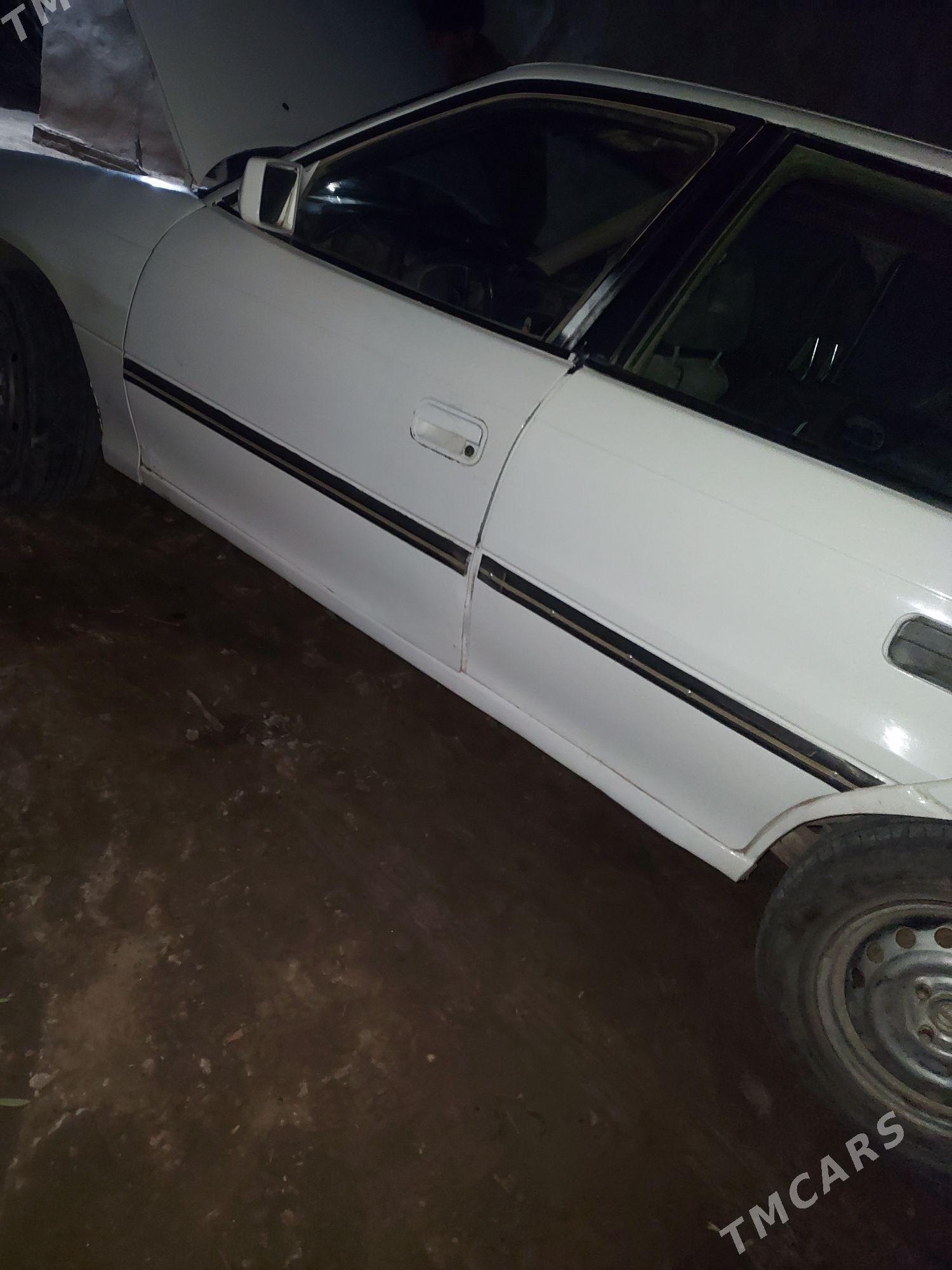 Opel Vectra 1991 - 30 000 TMT - Boldumsaz - img 1