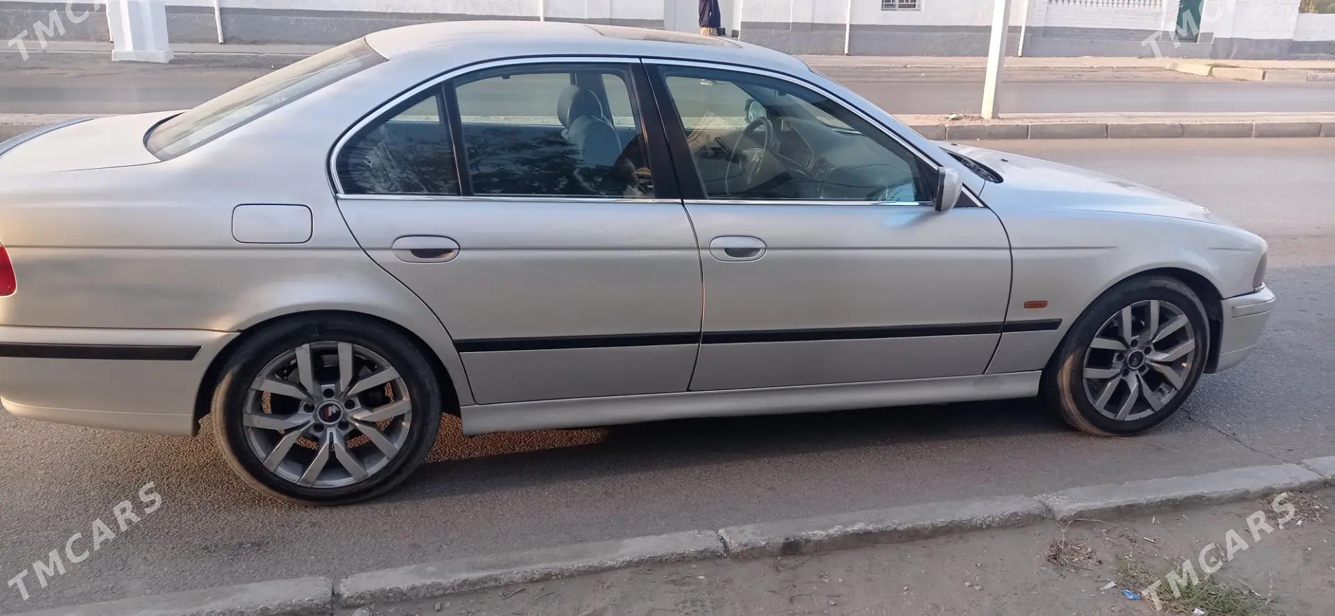 BMW 525 1998 - 95 000 TMT - Балканабат - img 1