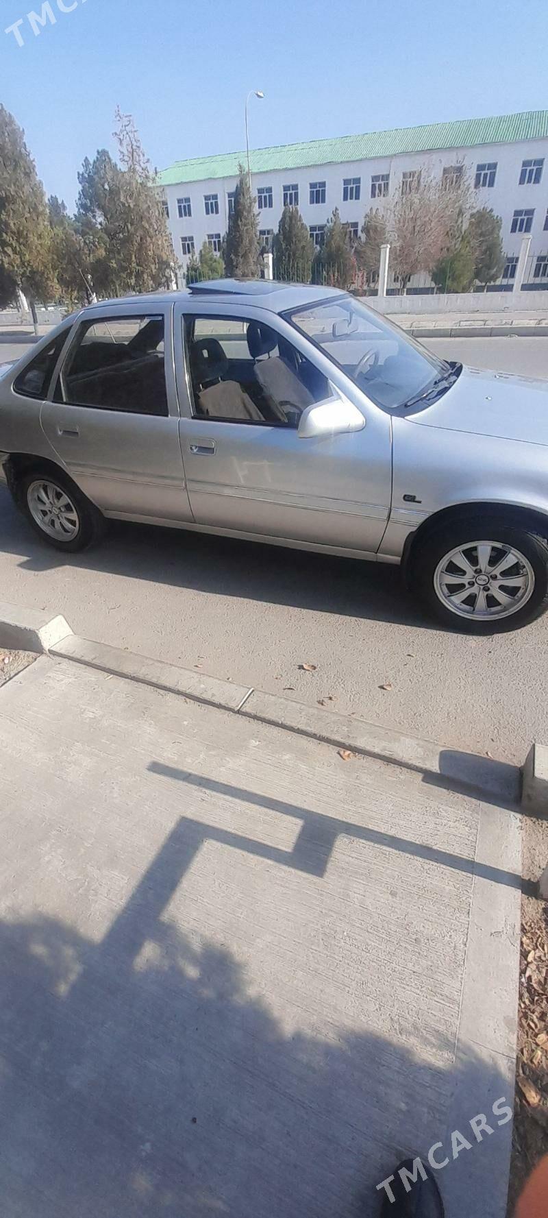 Opel Vectra 1992 - 47 000 TMT - Änew - img 1