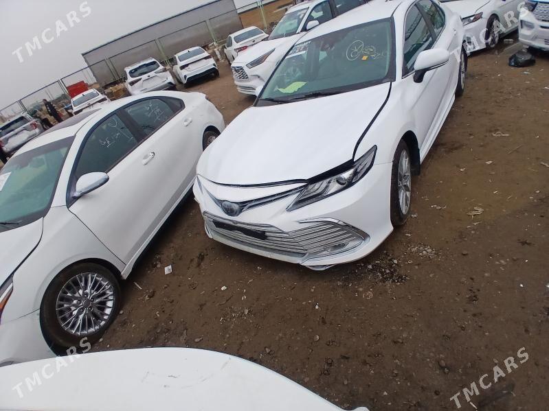 Toyota Camry 2021 - 260 000 TMT - Мургап - img 1