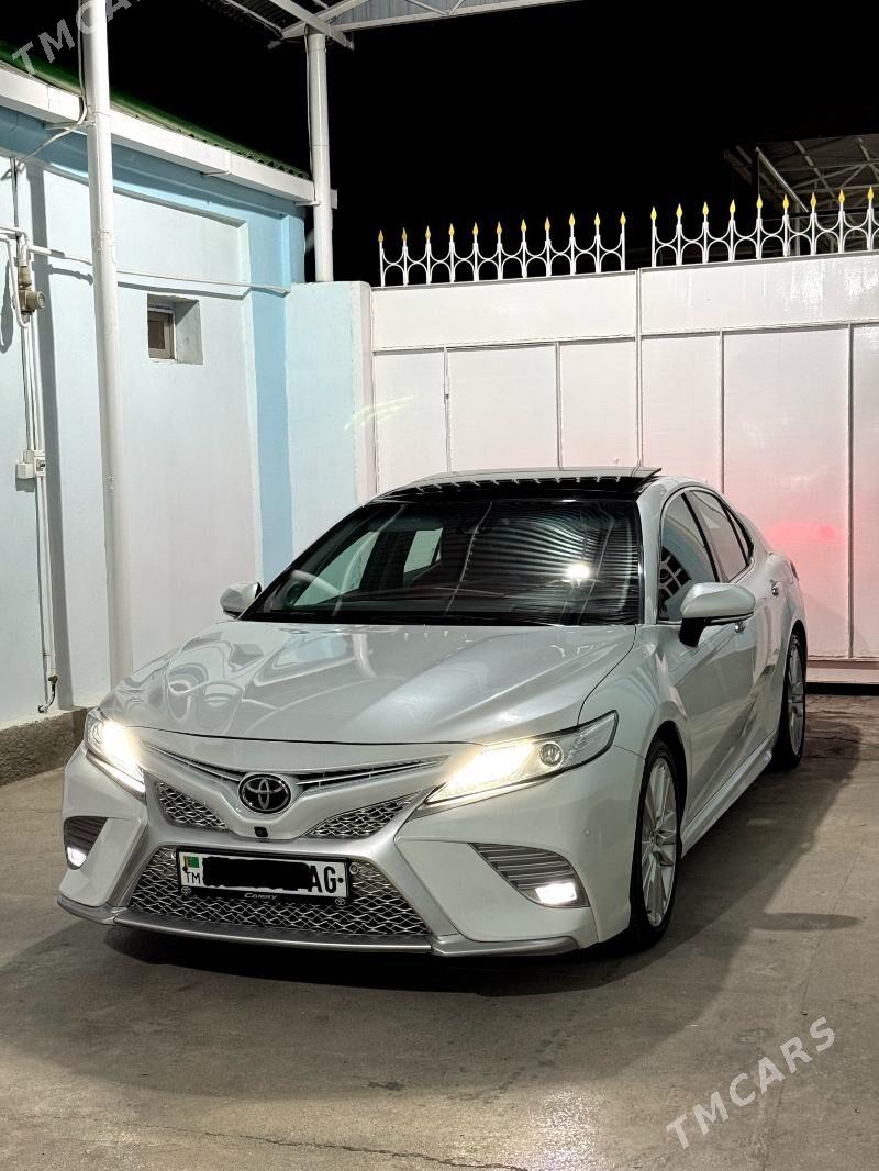 Toyota Camry 2018 - 355 000 TMT - Ашхабад - img 1