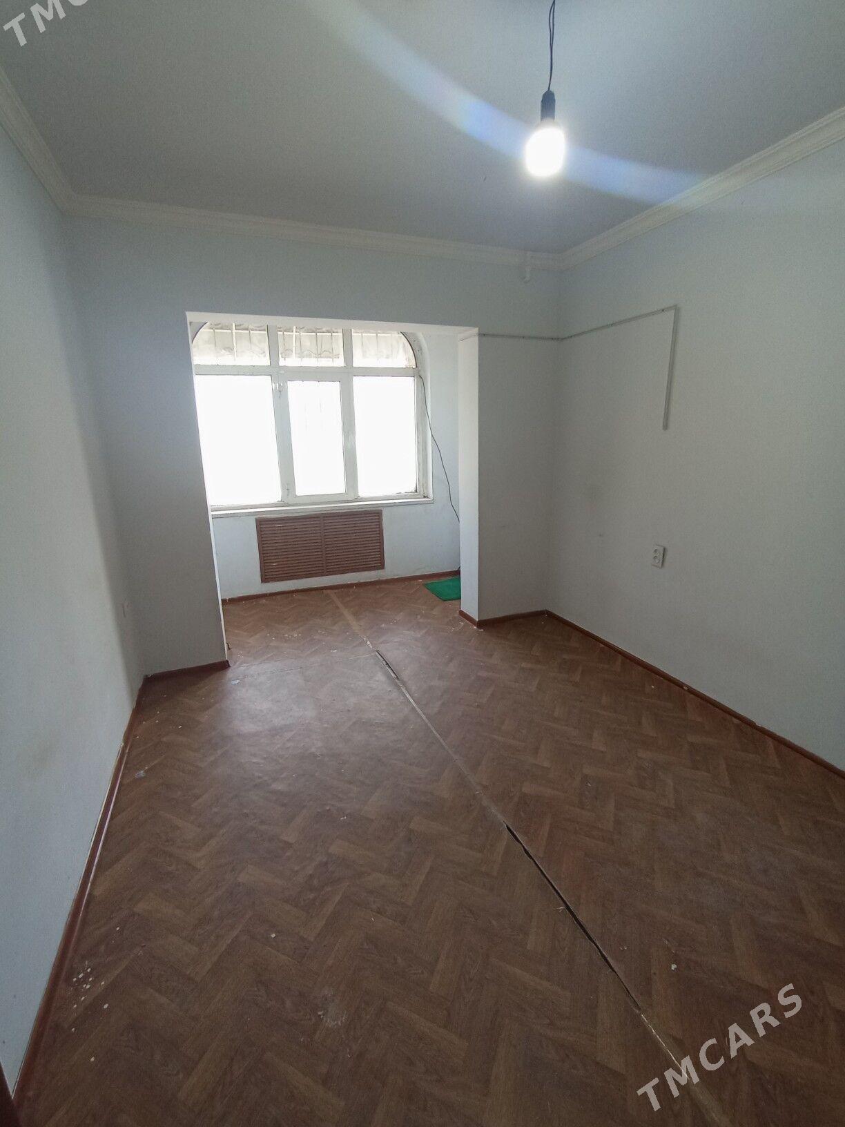 Eyesinden 1 et 3 kom - Mary - img 1