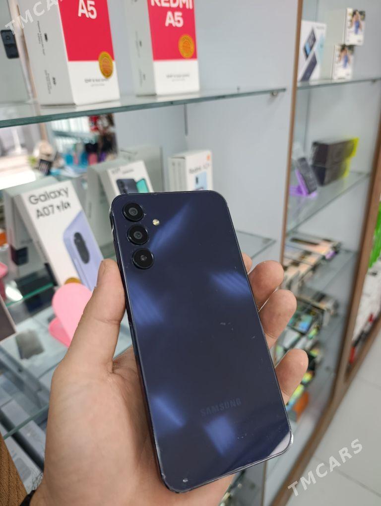 A15 6/128 - Mary - img 1