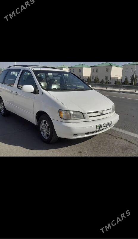 Toyota Sienna 2000 - 165 000 TMT - Çärjew - img 1
