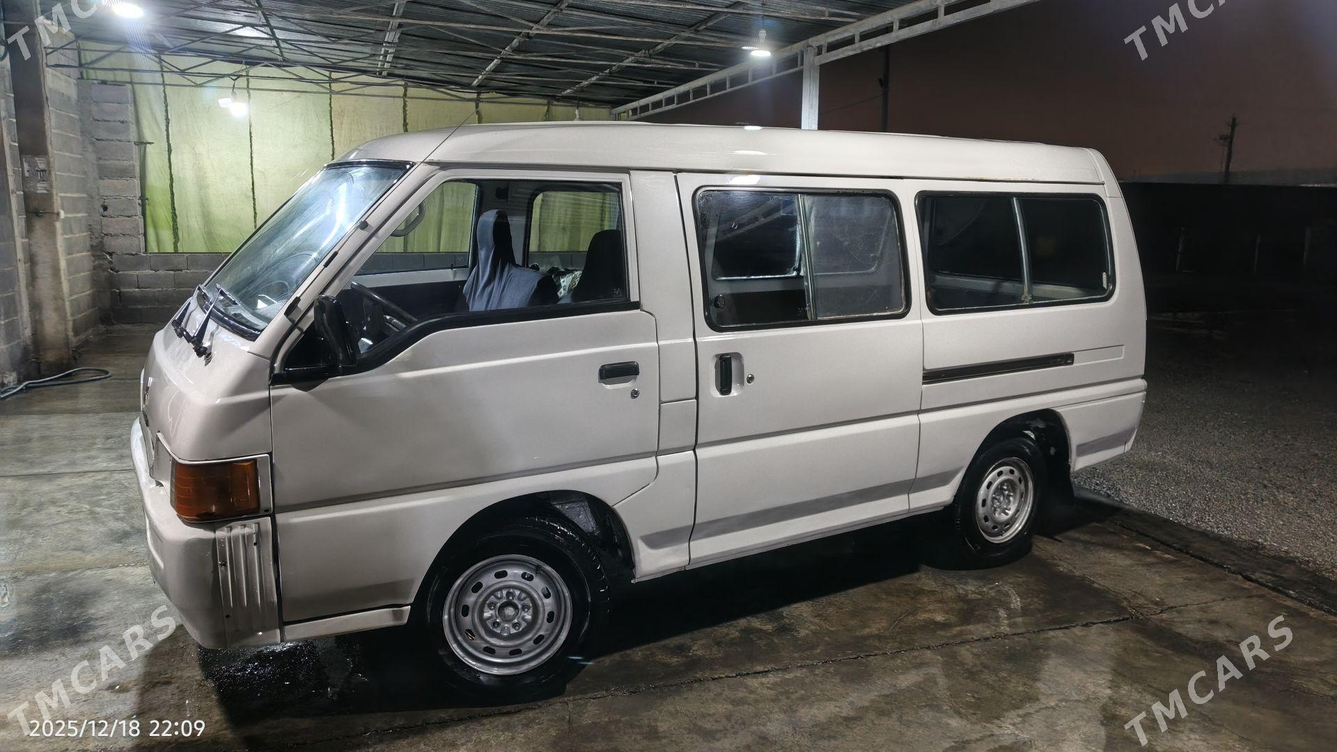 Mitsubishi L300 1992 - 48 000 TMT - Kaka - img 1