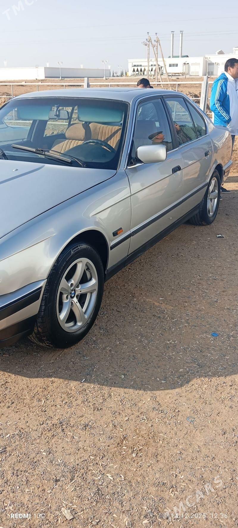 BMW 520 1993 - 60 000 TMT - Ёлётен - img 1