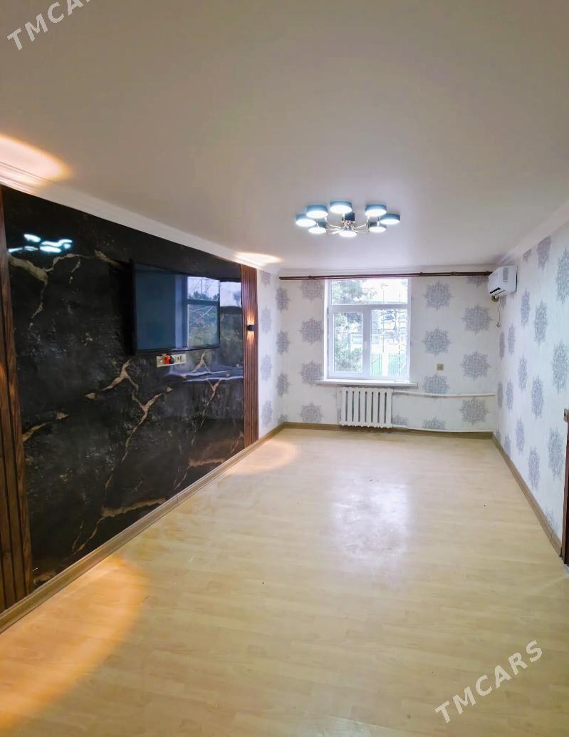 Центр 16 школа 2-х в 3-х 2-эт - Aşgabat - img 1