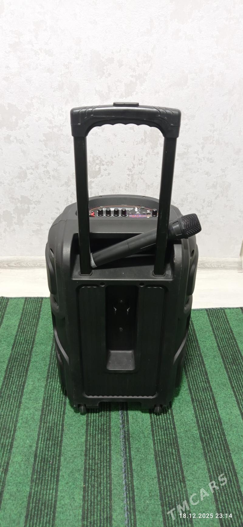 kolonka Music - Çärjew - img 1