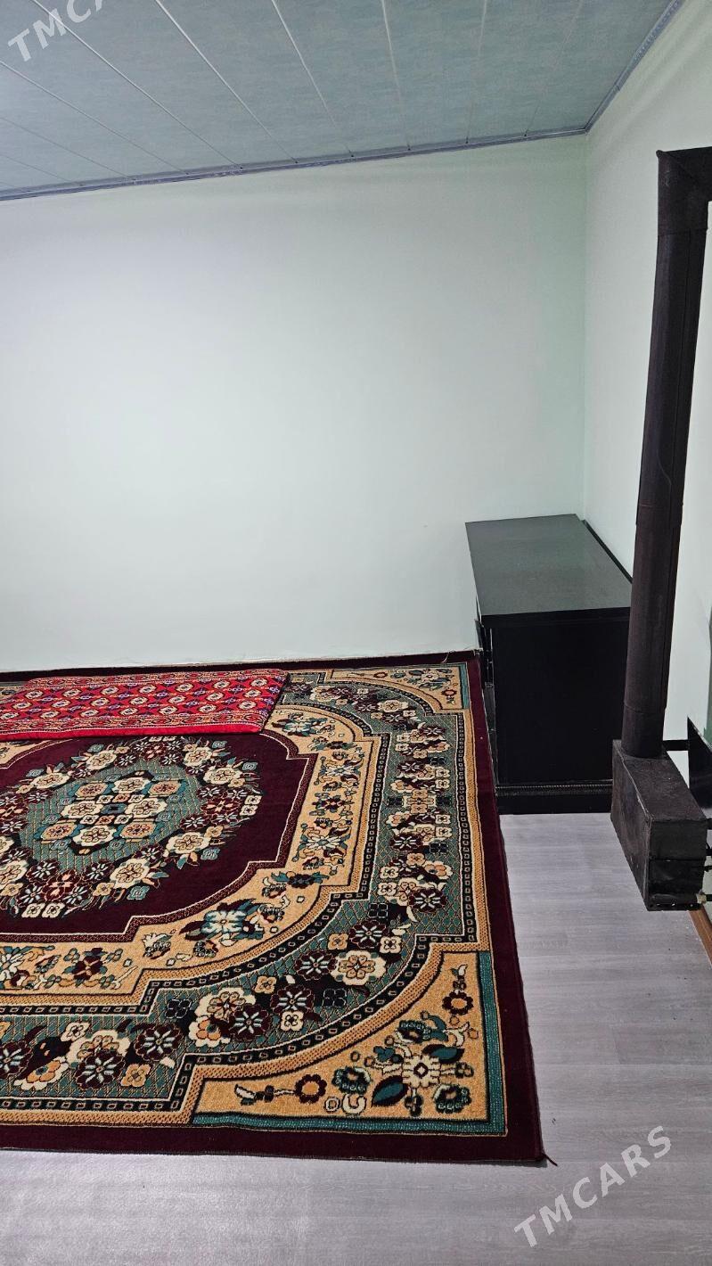 Eýesinden Arenda jaý - Ак-Бугдайский этрап - img 1