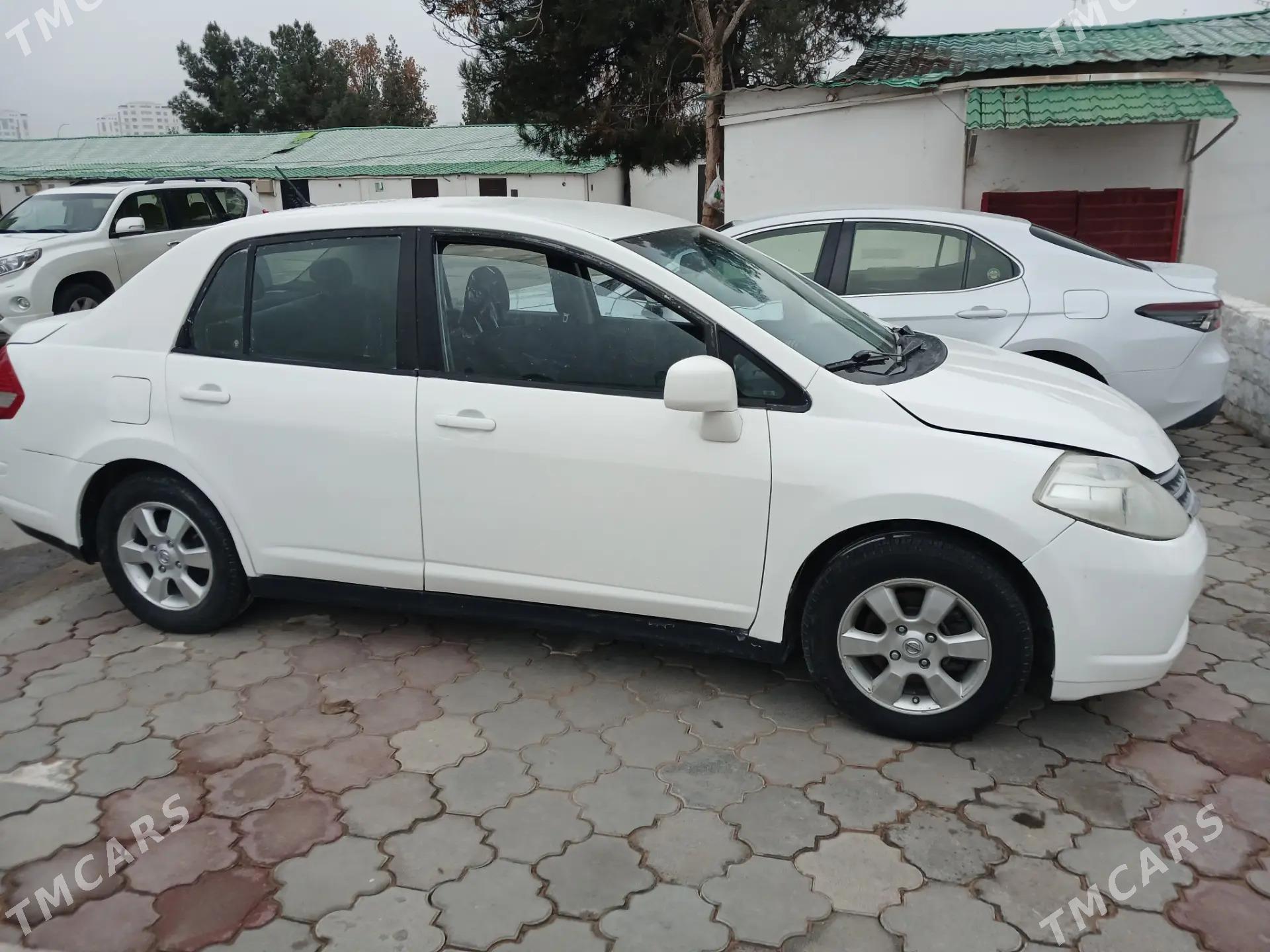 Nissan Versa 2010 - 118 000 TMT - Ашхабад - img 1