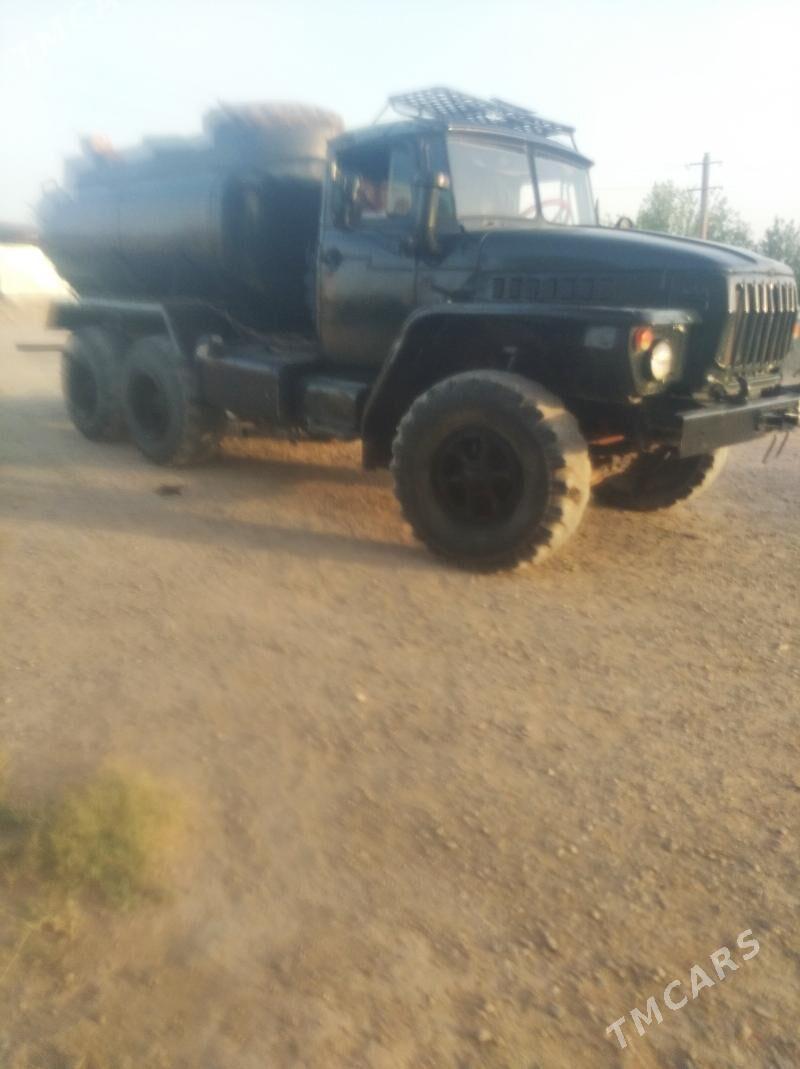 Ural 4320 1980 - 60 000 TMT - Sakarçäge - img 1