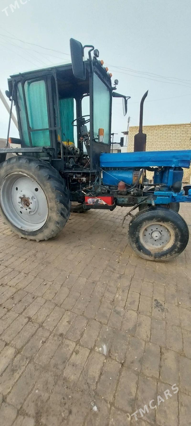 Belarus 320 1998 - 30 000 TMT - Baýramaly - img 1