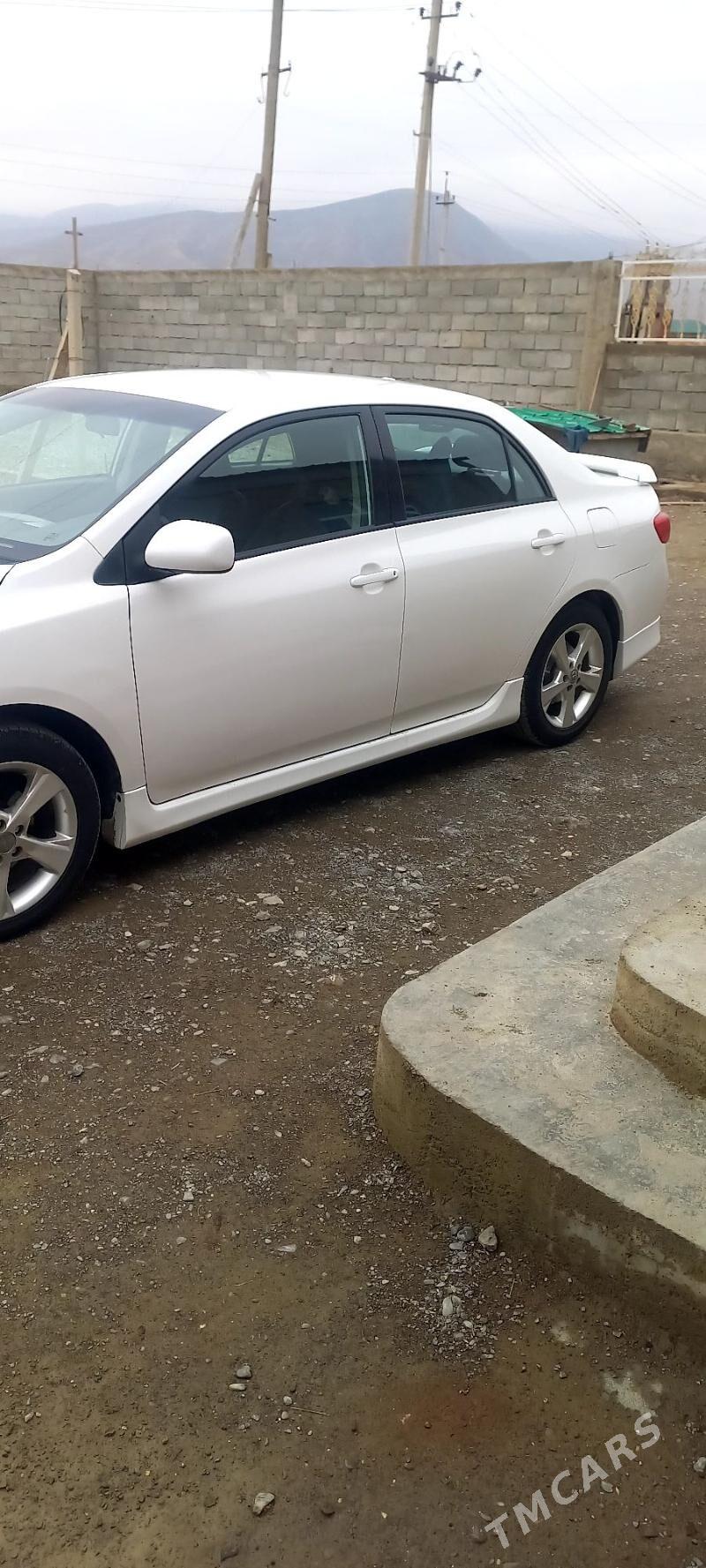 Toyota Corolla 2010 - 165 000 TMT - Гёкдепе - img 1