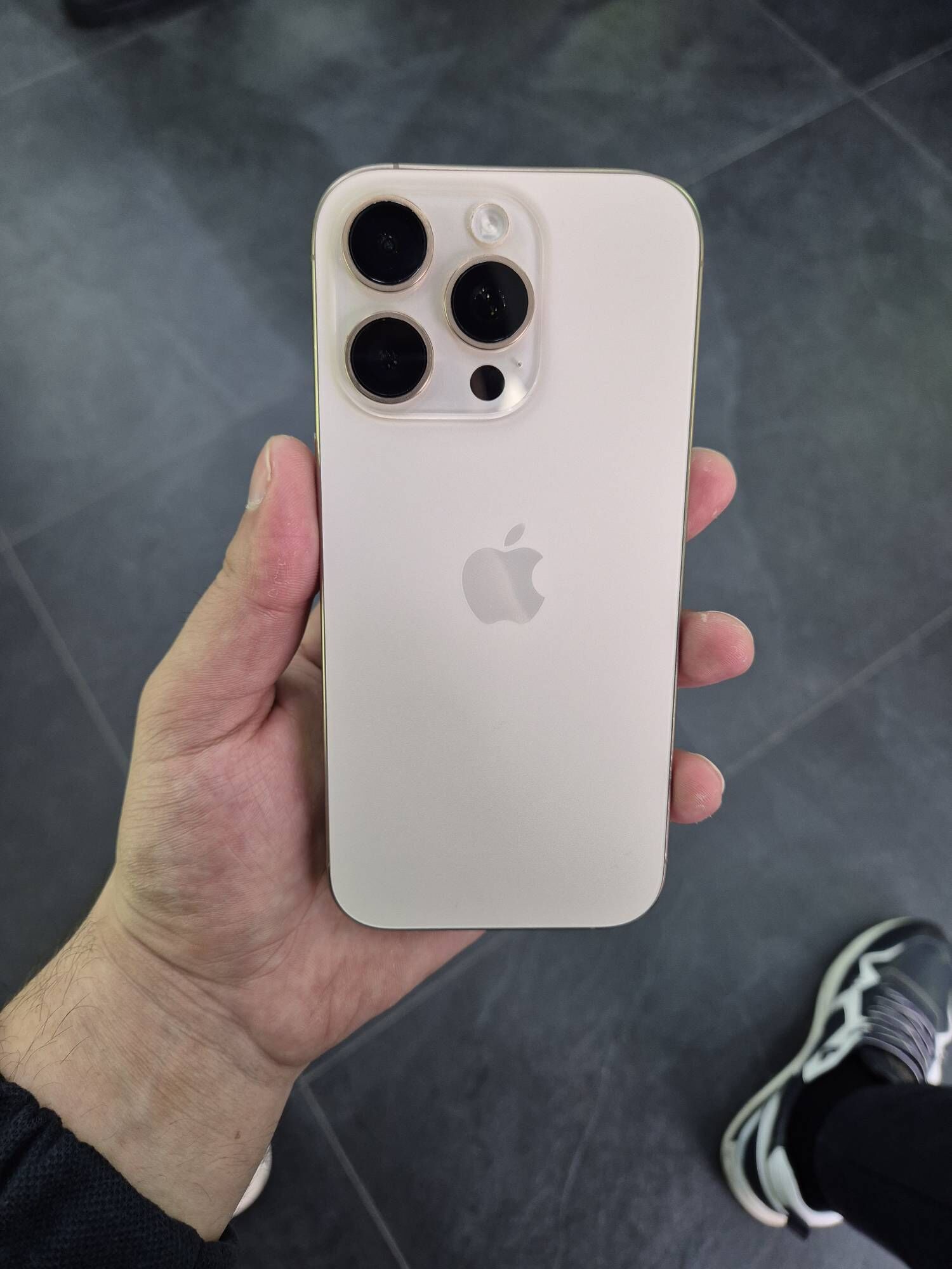 iPhone 16Pro 92256 - Aşgabat - img 1
