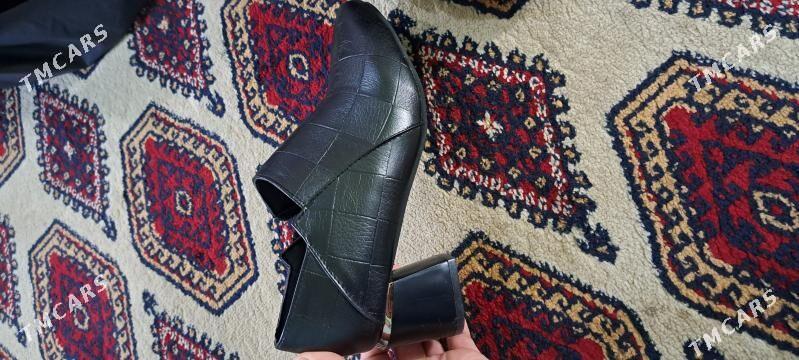 zenan gara ýapyk köwüş - Мары - img 1