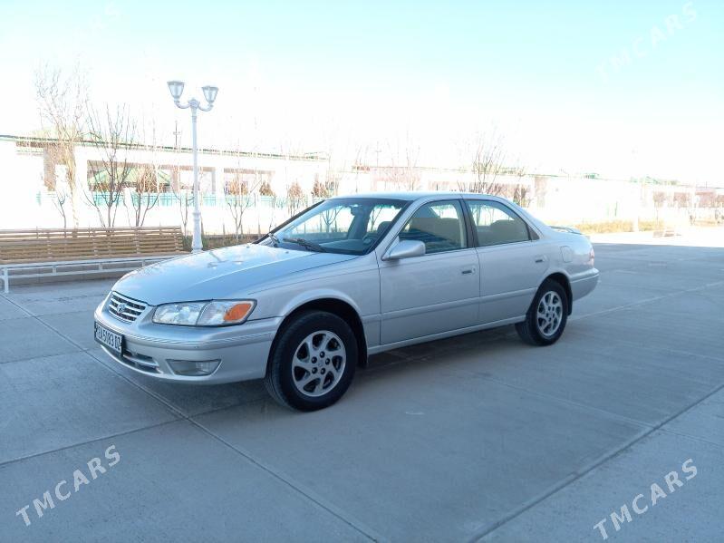 Toyota Camry 2001 - 170 000 TMT - Köneürgenç - img 1