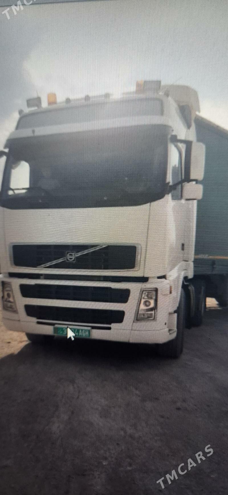 Volvo FH12 2002 - 822 000 TMT - Büzmeýin - img 1