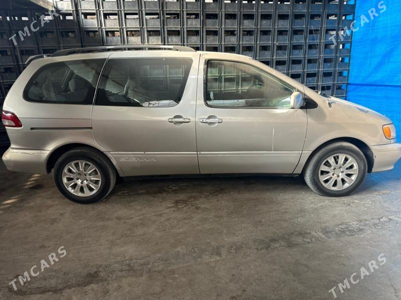 Toyota Sienna 2002 - 185 000 TMT - Ашхабад - img 1
