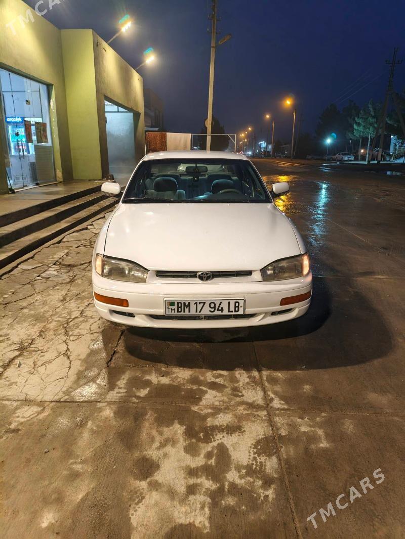 Toyota Camry 1993 - 96 000 TMT - Достлук - img 1