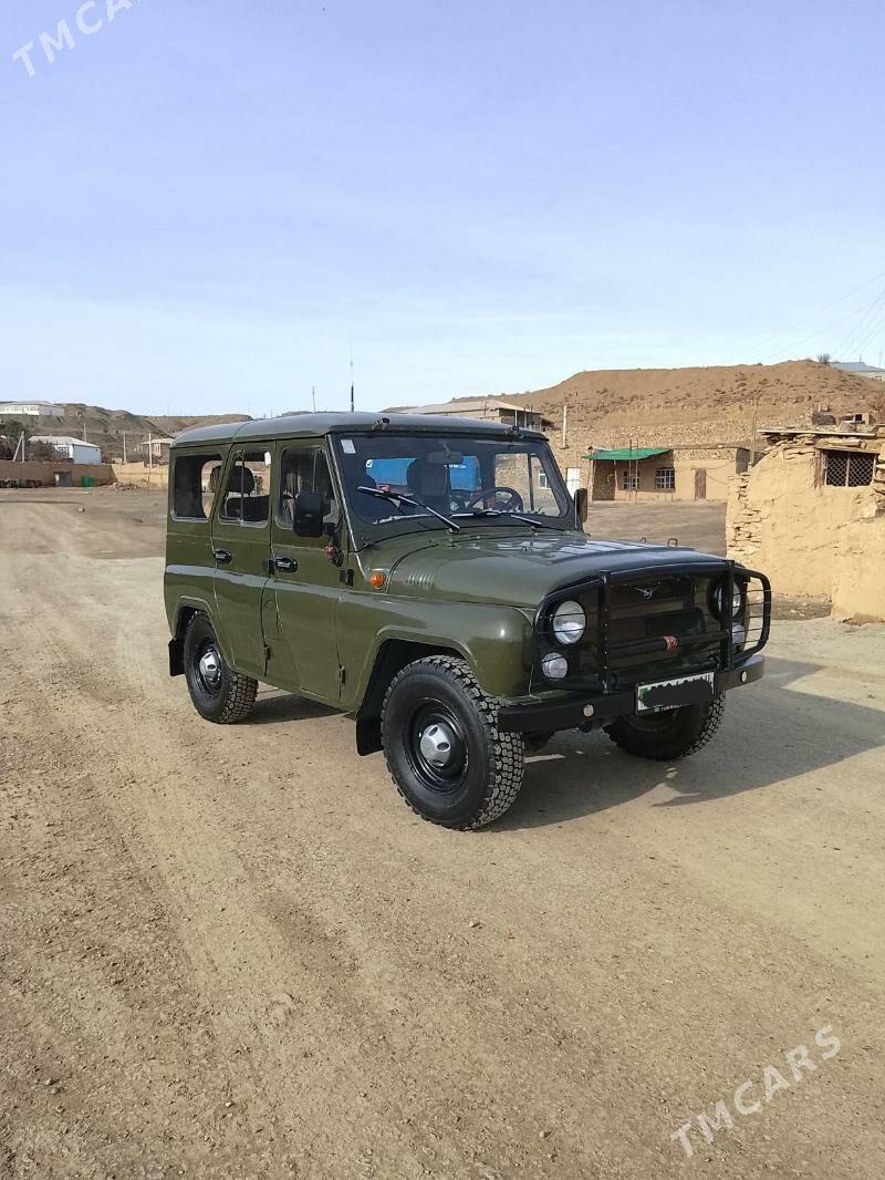 UAZ 469 2000 - 66 000 TMT - Bäherden - img 1