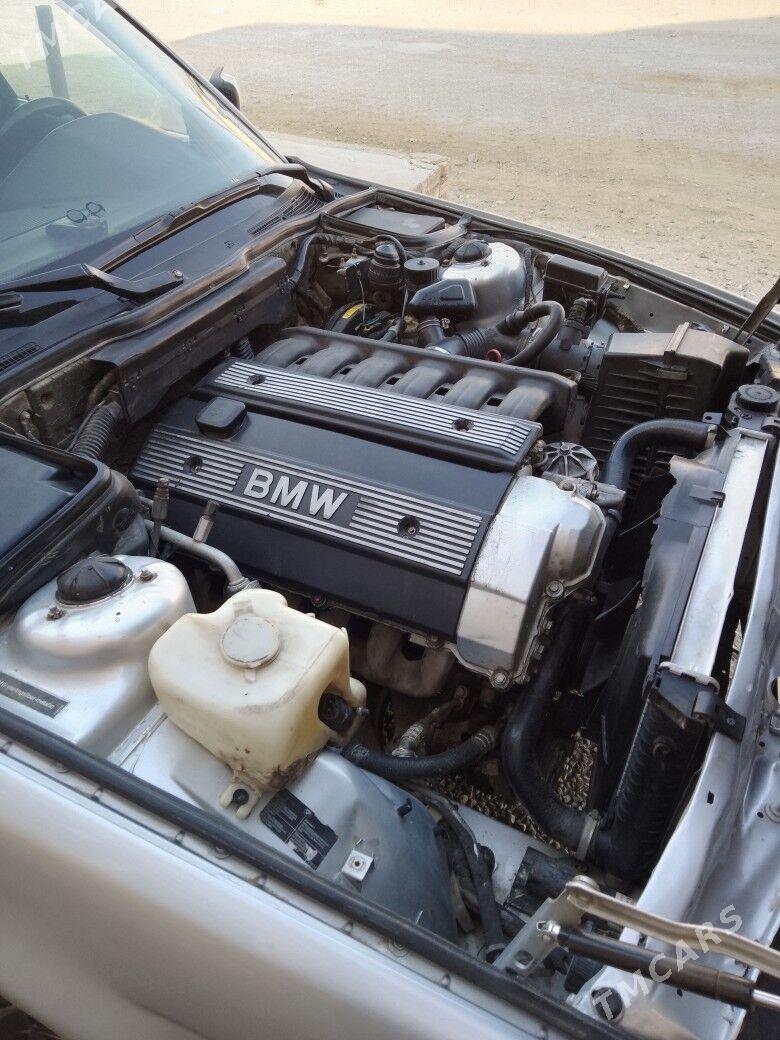 BMW E34 1994 - 65 000 TMT - Bereket - img 1