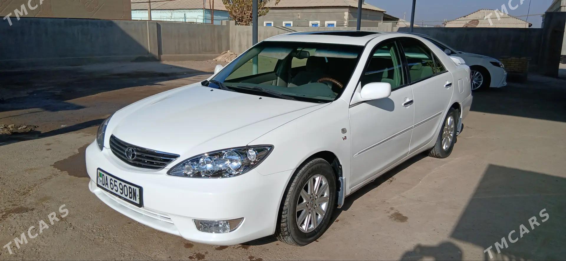 Toyota Camry 2005 - 180 000 TMT - Murgap - img 1