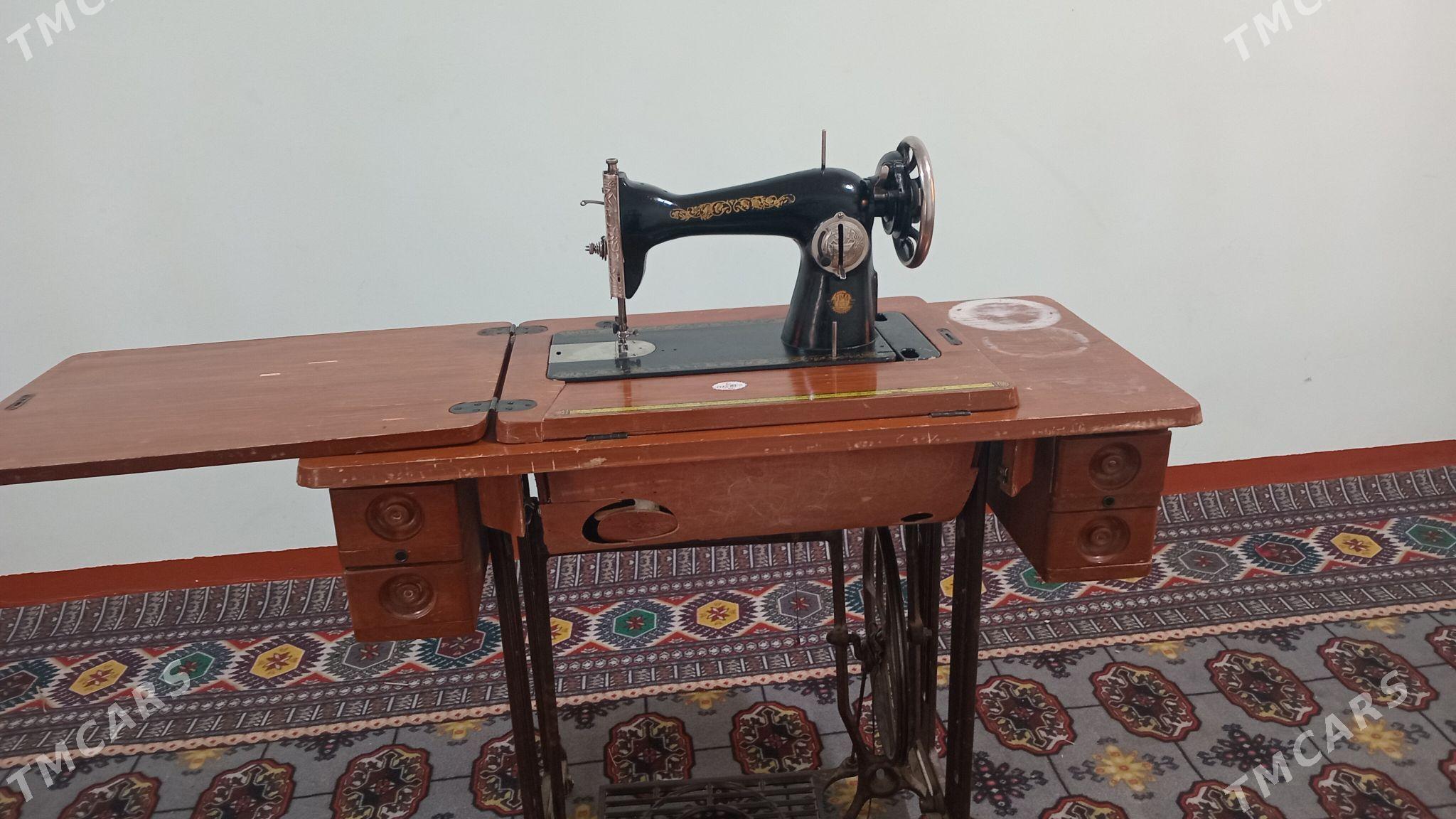 tikinmaŝyn - Boldumsaz - img 1