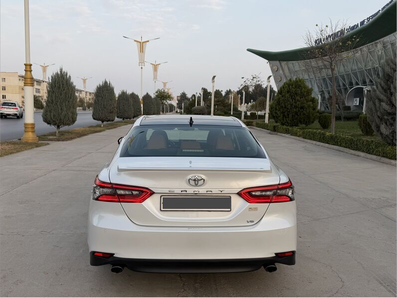 Toyota Camry 2023 - 637 000 TMT - Ашхабад - img 1