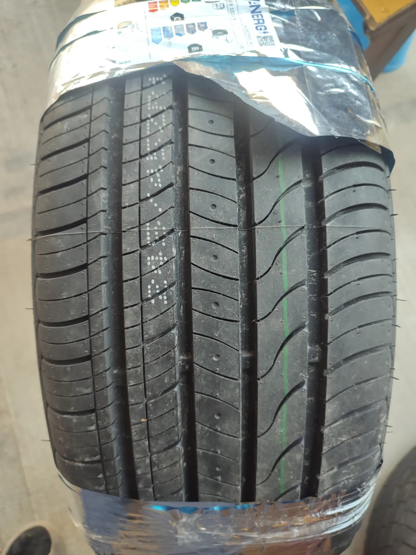 Hilo 245 40 18 Teker magazin 830 TMT - Aşgabat - img 1