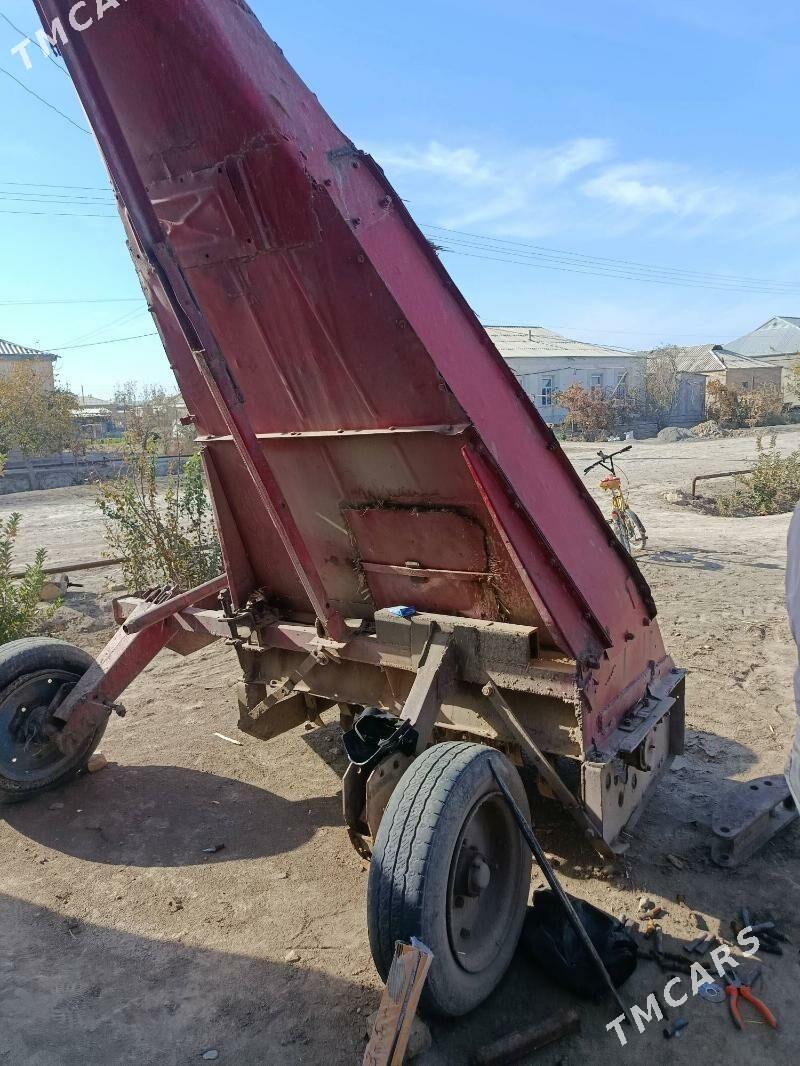 MTZ T-28 1999 - 30 000 TMT - Murgap - img 1