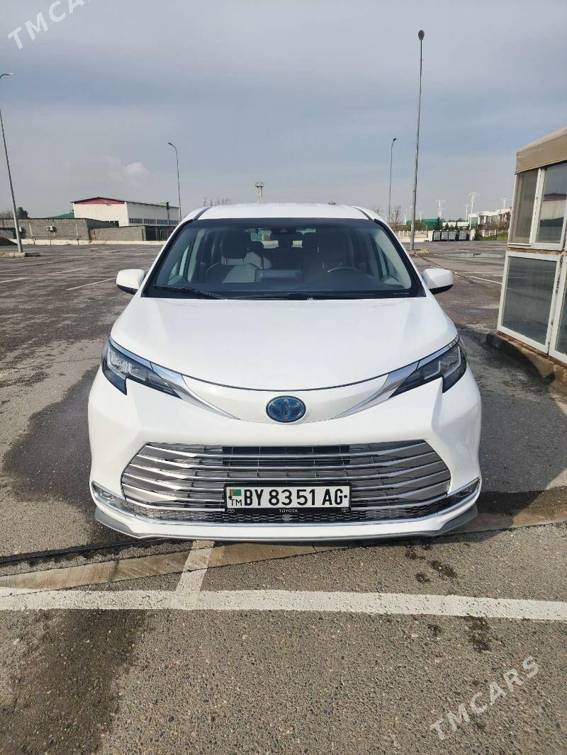 Toyota Sienna 2021 - 465 000 TMT - Ашхабад - img 1