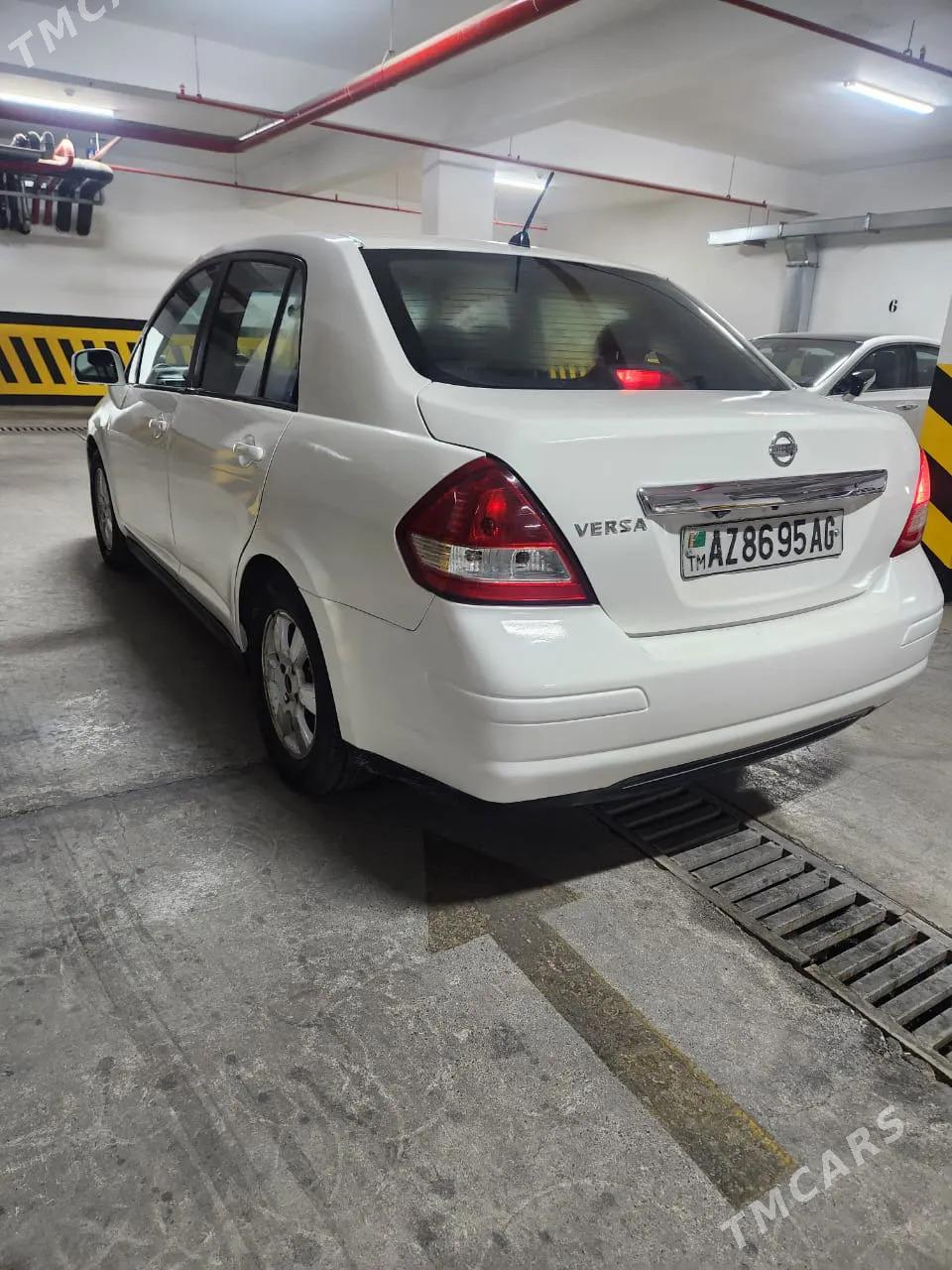 Nissan Versa 2010 - 118 000 TMT - Ашхабад - img 1