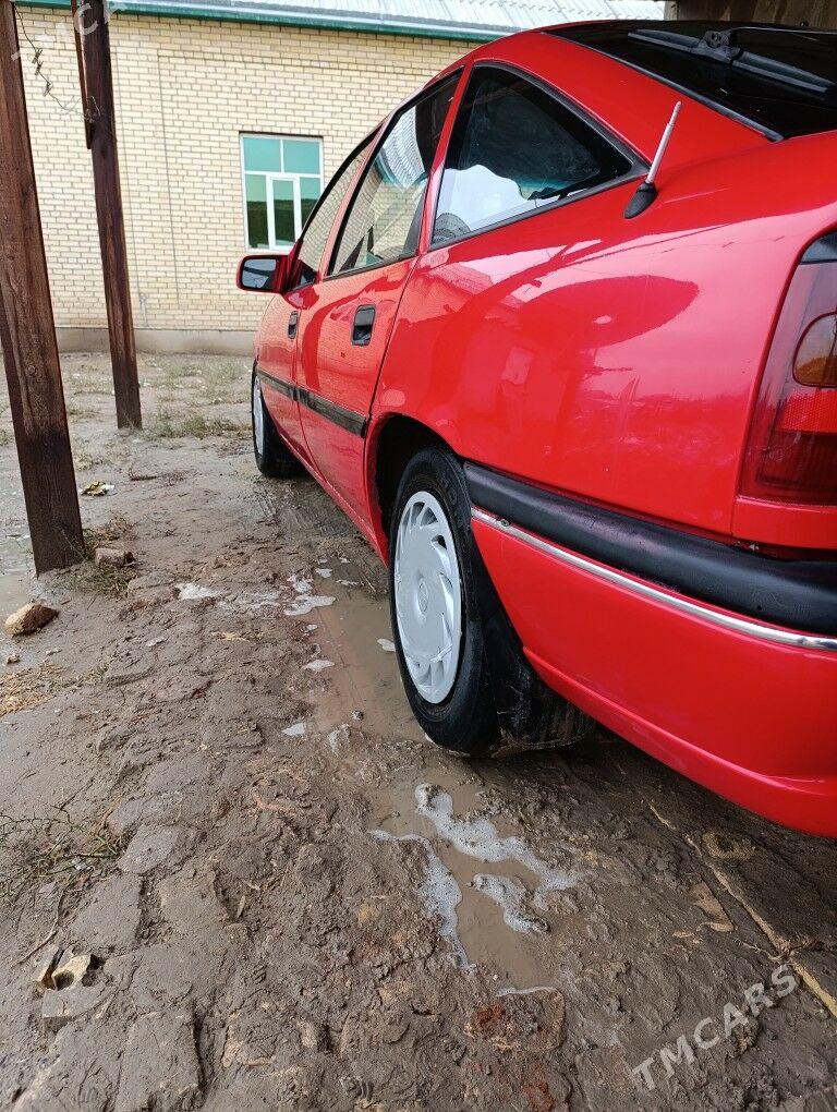 Opel Vectra 1994 - 30 000 TMT - Мары - img 1
