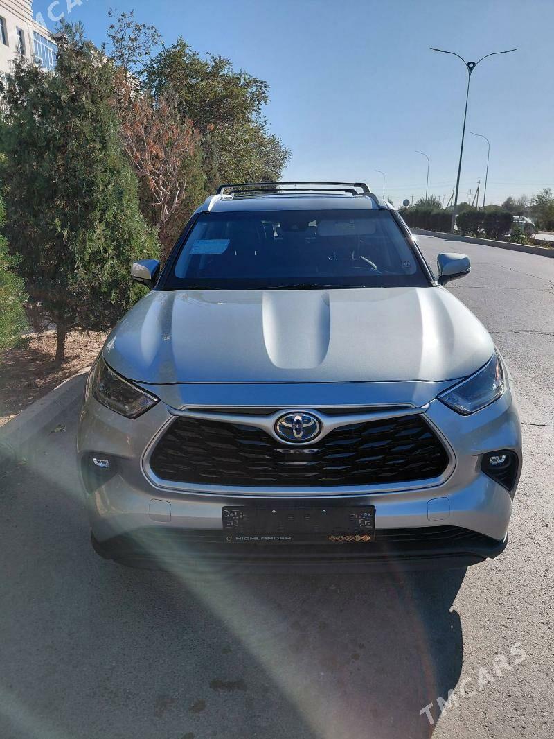 Toyota Highlander 2021 - 490 000 TMT - Дашогуз - img 1